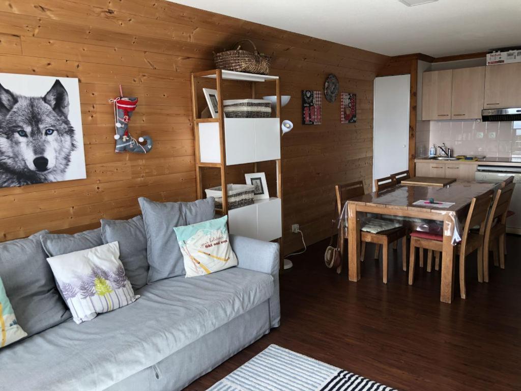 Lama-Gîte-des-Puys T3 Lamado vue époustouflante sud avec grande terrasse Super Besse Exterior foto